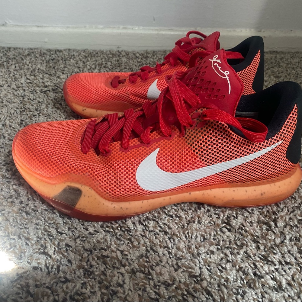 Kobe Xs Red